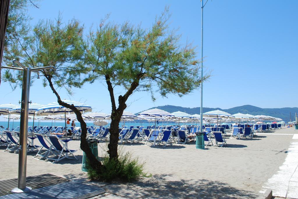 Affittacamere Ambra Marinella di Sarzana Exterior foto